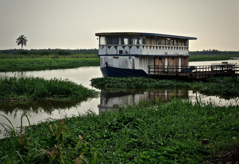 Old river boat in Ébrié Lagoon