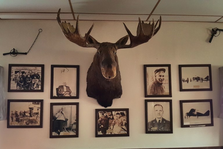 Eagle_Plains bar - Edited